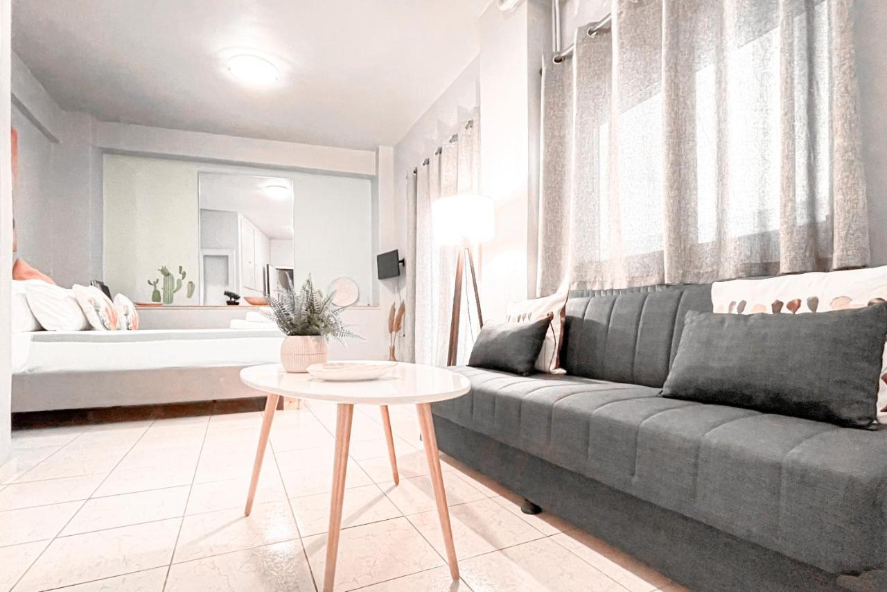 Cute 1Br Apt With Balcony In The Heart Of The City เอเธนส์ ภายนอก รูปภาพ